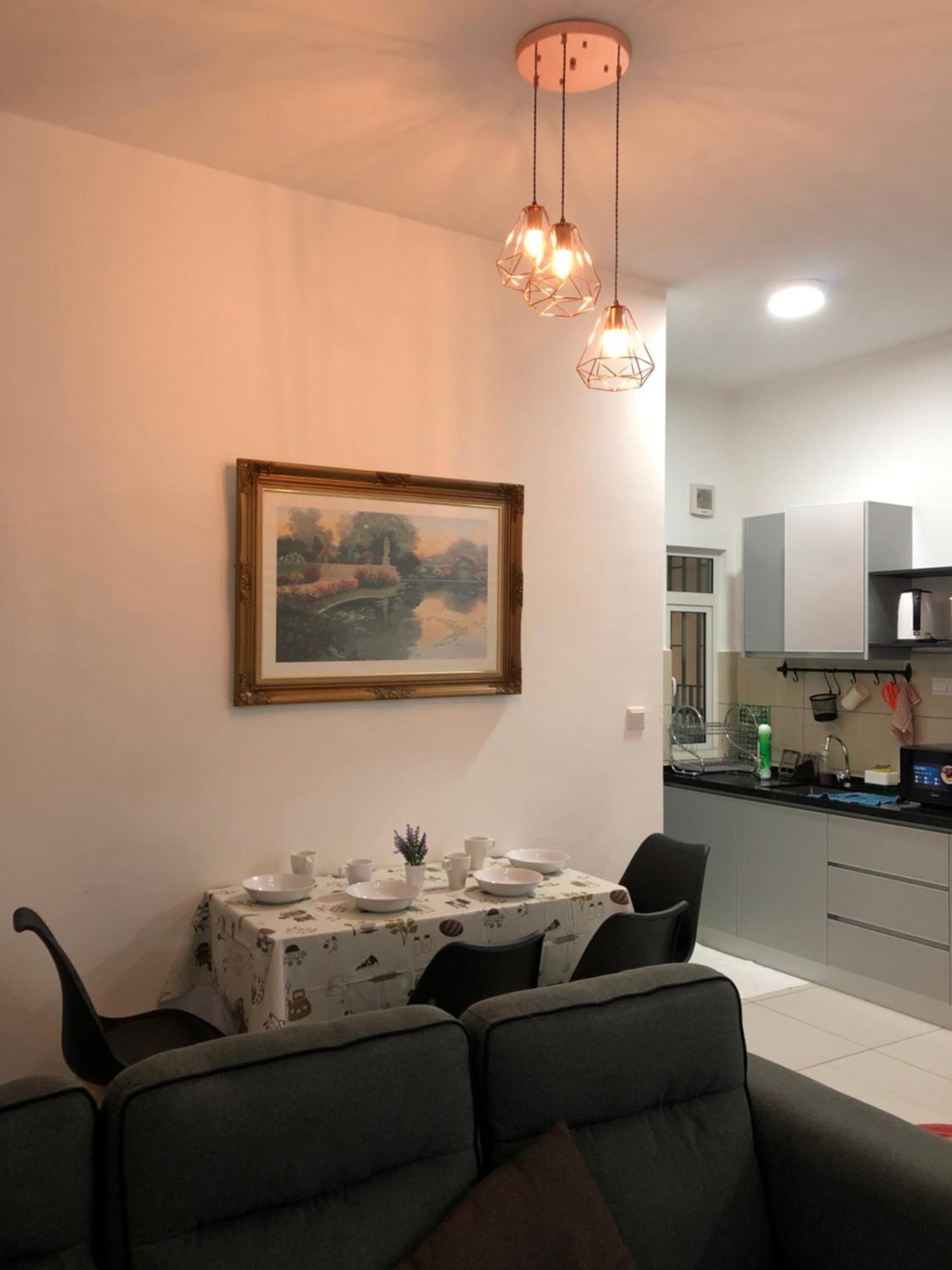 Apartment Tr 3r2b Serviced 5-6pax Hkl,ijn,pwtc Kl
