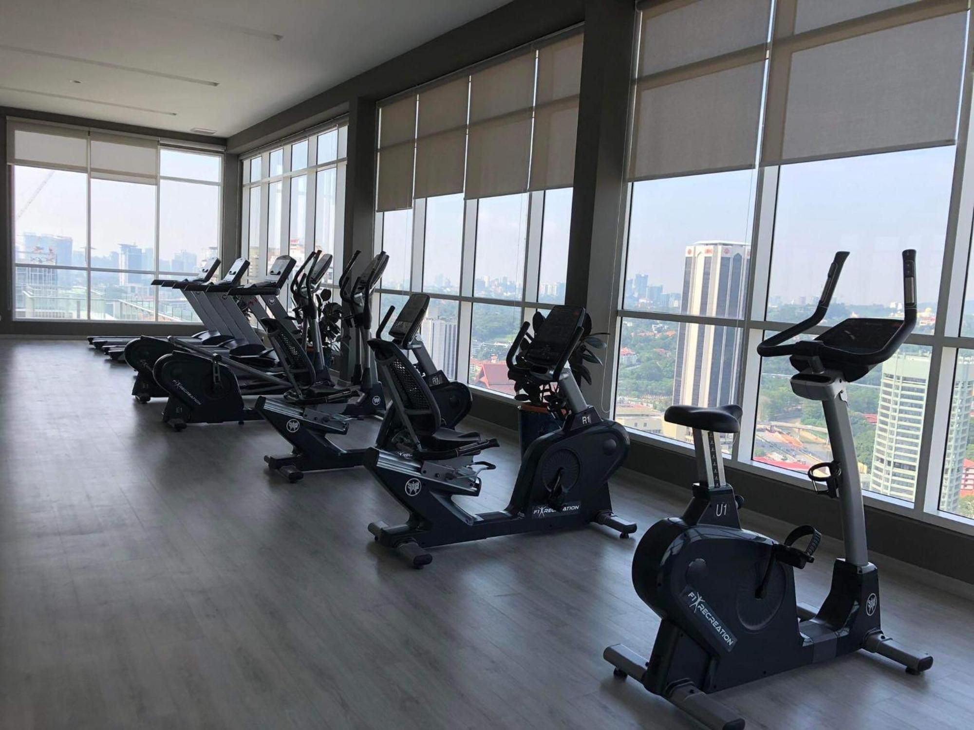 Tr 3r2b Serviced 5-6pax Hkl,ijn,pwtc Kl Pangsapuri