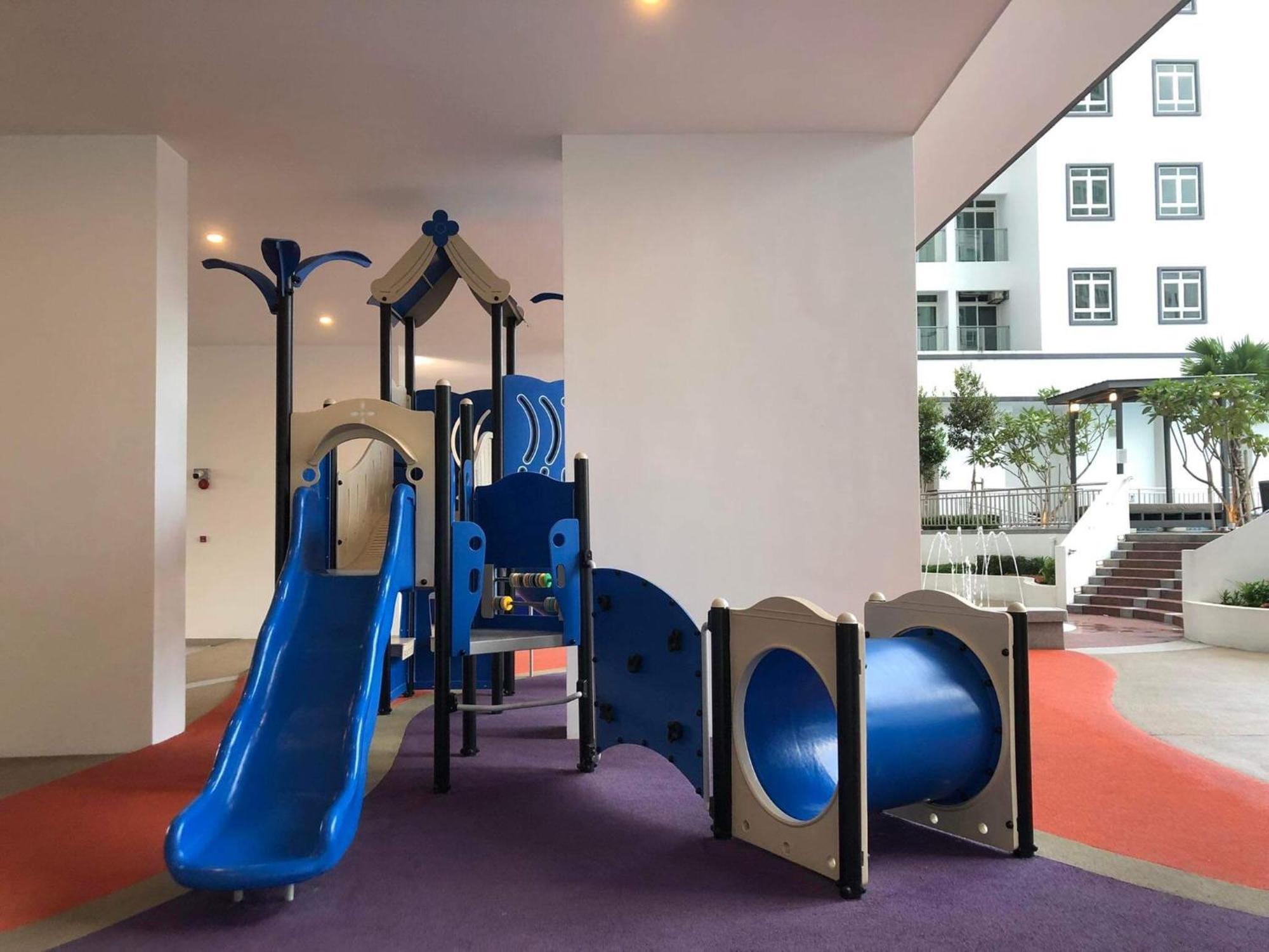 Tr 3r2b Serviced 5-6pax Hkl,ijn,pwtc Kl Pangsapuri